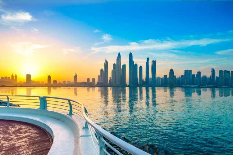 CRUCERO DUBAI Y LEYENDAS DE ARABIA