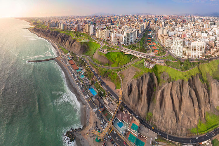 PANAMA + LIMA